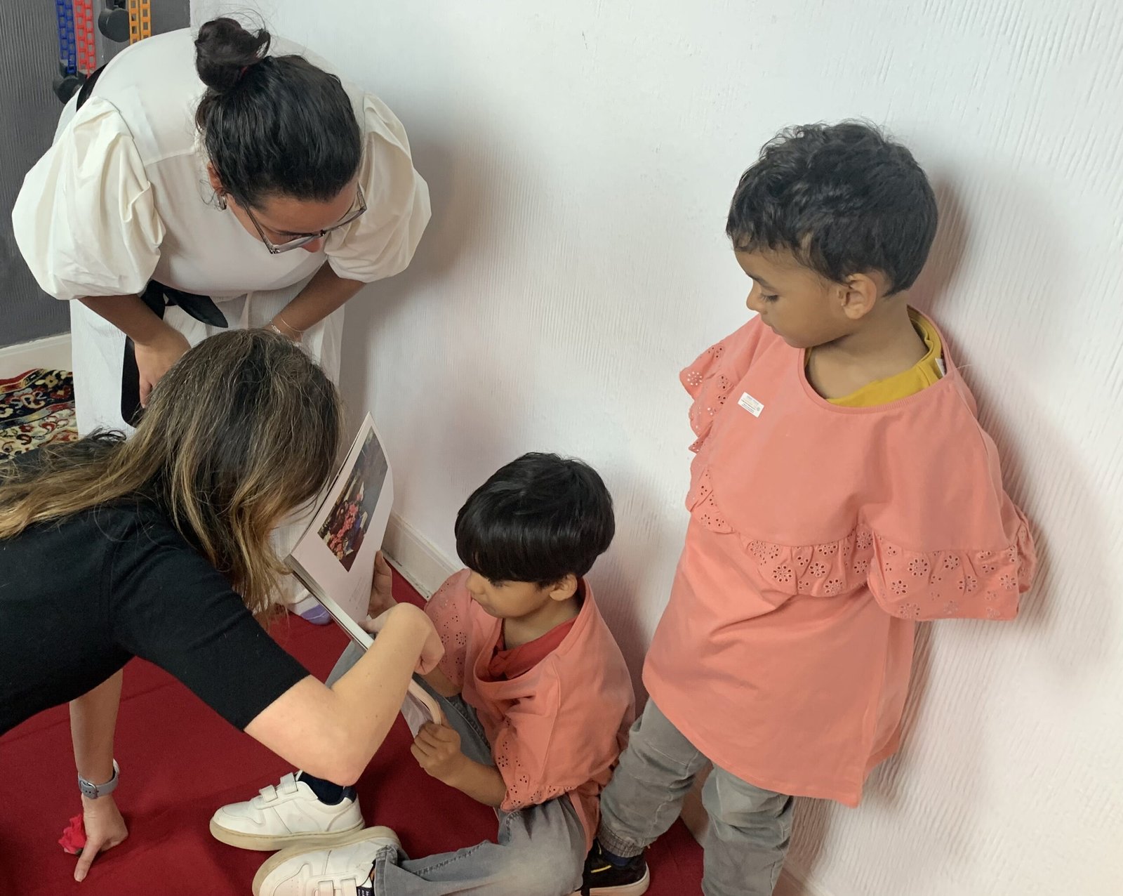 Grace and her children during the Love photo session