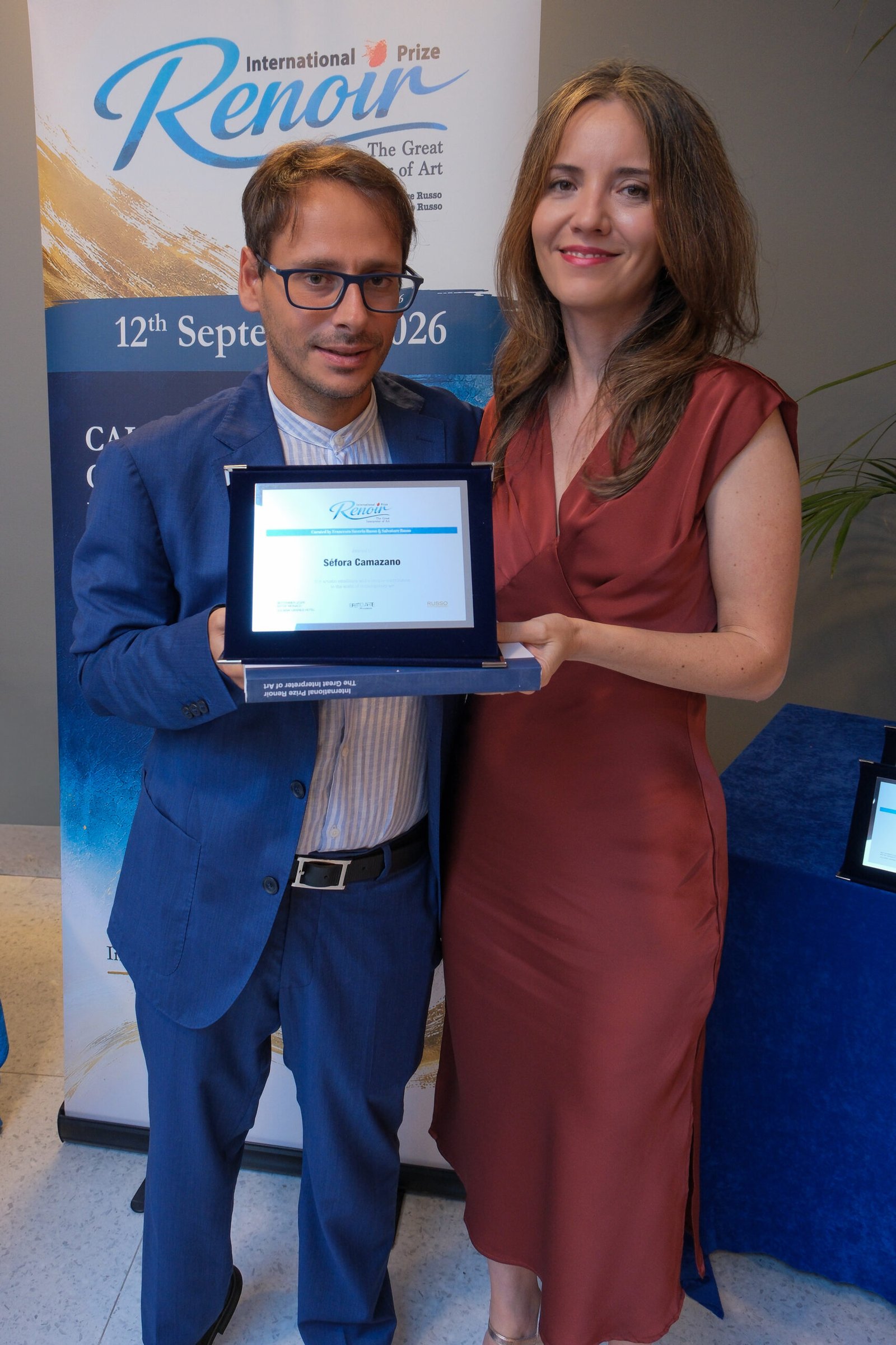Séfora Camazano recibe el International Prize Renoir en Cannes